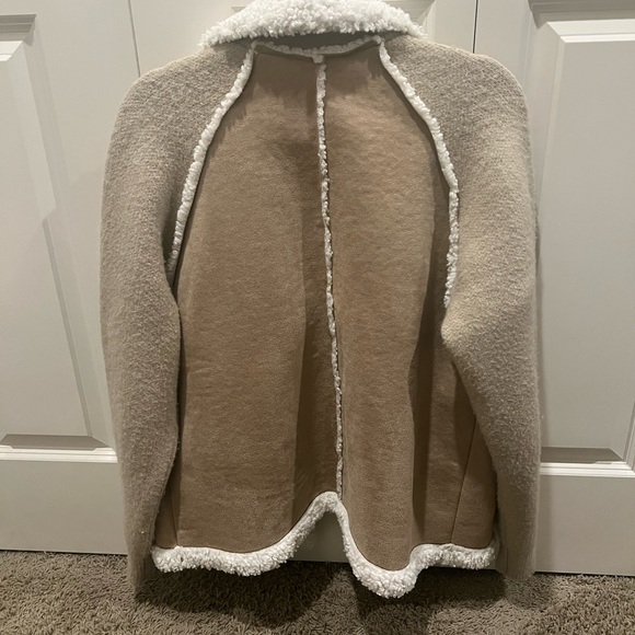 Faux suede Sherpa jacket - Picture 4 of 11